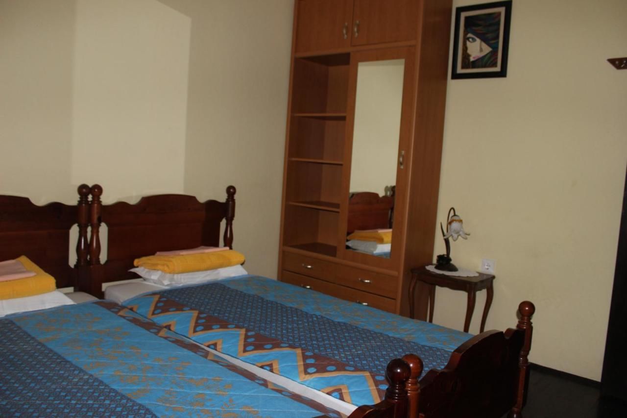 Апартаменты Apartments Mijuskovic Дони-Моринь