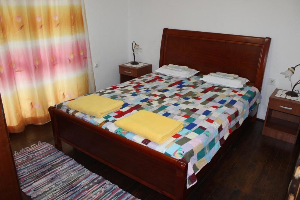 Апартаменты Apartments Mijuskovic Дони-Моринь
