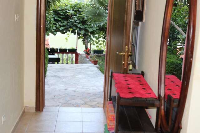 Апартаменты Apartments Mijuskovic Дони-Моринь-35